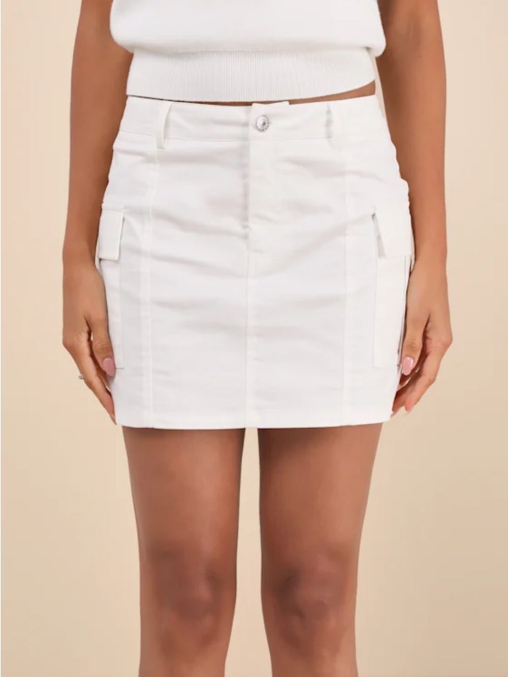 NWT Lulu’s white skirt